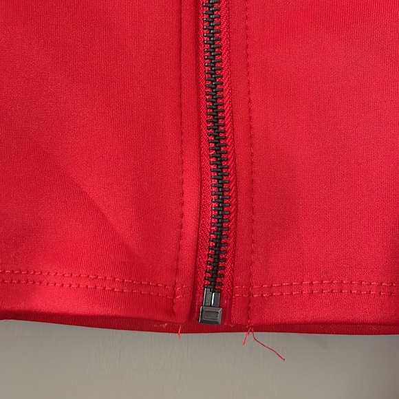 Crop Top Mesh sleeve - Picture 10 of 11